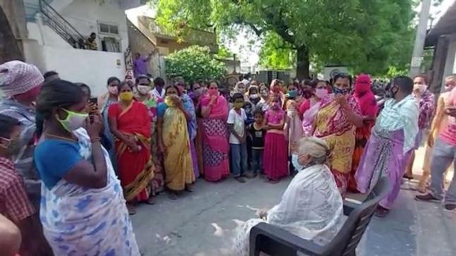 “عاد إلى الحياة” .. رجل هندي يقضي 6 ساعات في ثلاجة الموتى بسبب خطأ طبي