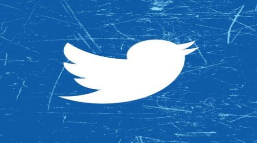 شركة تويتر توافق على عرض إيلون ماسك