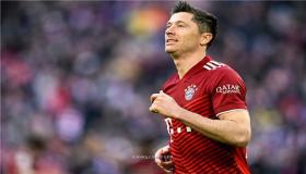 اجتماع وكيل أعمال ليفاندوفسكي مع برشلونة