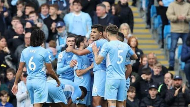 فريق مانشستر سيتي يحصل على بطولة الدوري الإنجليزي