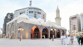 مسجد الغمامة مزار ديني 2022 يجذب زوار المدينة