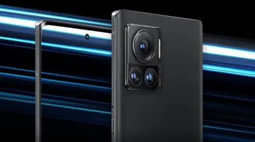 في منتصف الشهر موتورولا تكشف عن أيقونتها موتو إكس 40