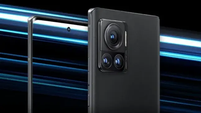 في منتصف الشهر موتورولا تكشف عن أيقونتها موتو إكس 40